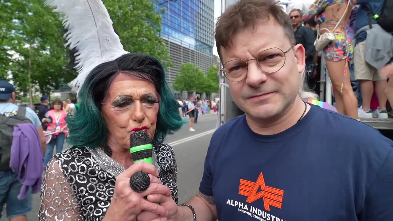 Parada R&oacute;wności Live