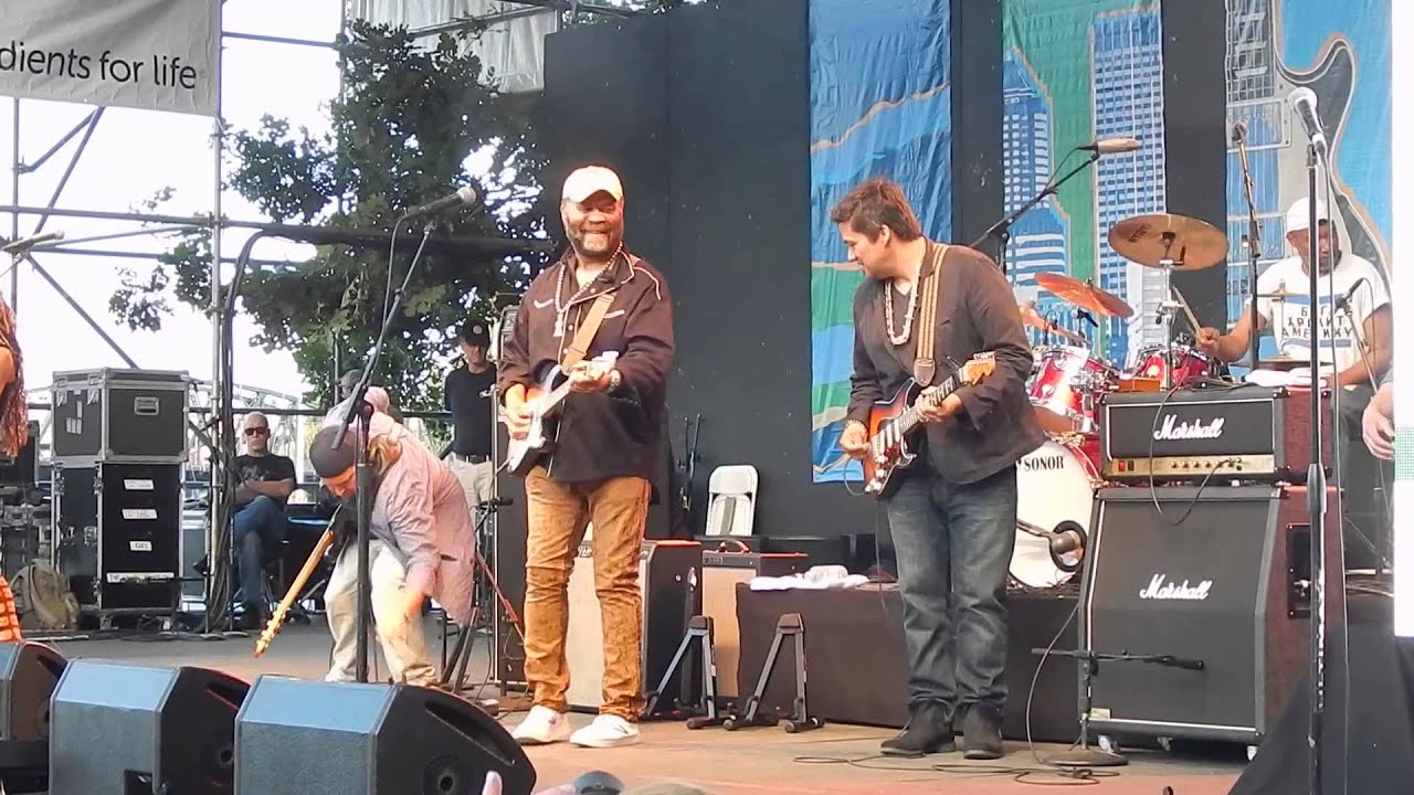 Otis Taylor Hey Joe Waterfront Blues Festival 2014
