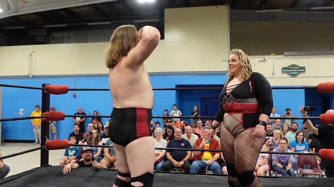 Maddison Miles vs Dawson James - FREE Intergender Wrestling