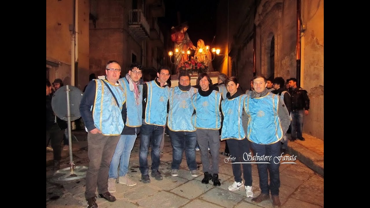 Settimana Santa a Mussomeli,le processioni e i Sepolcri del Giovedi' Santo -  (24- 3 -2016)