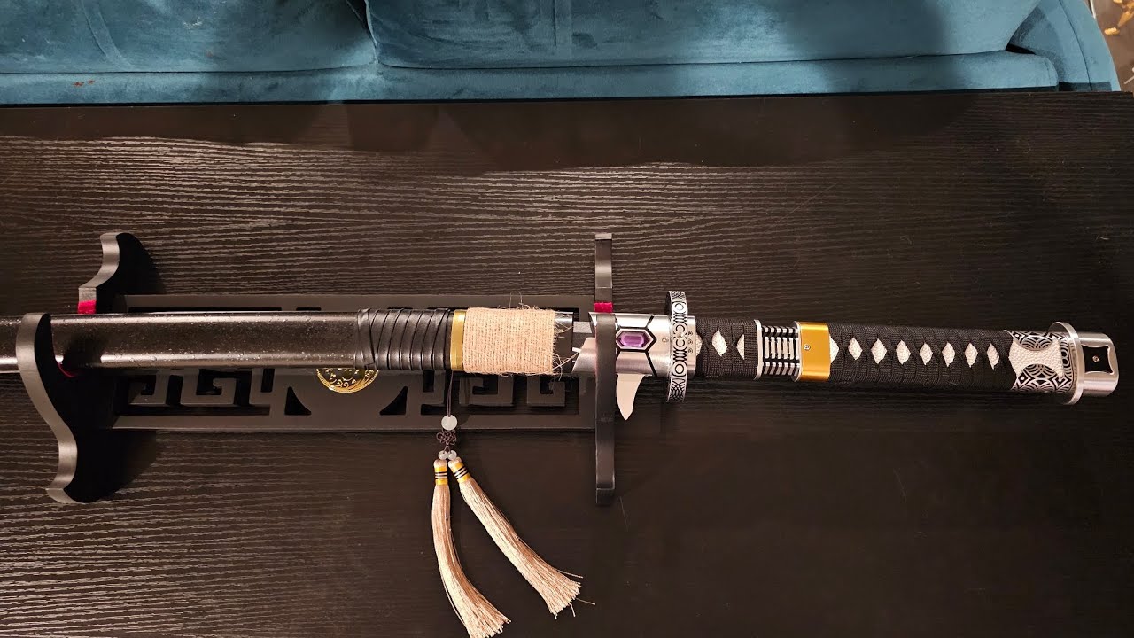 Theory Sabers: Ronin Odachi Lightsaber 