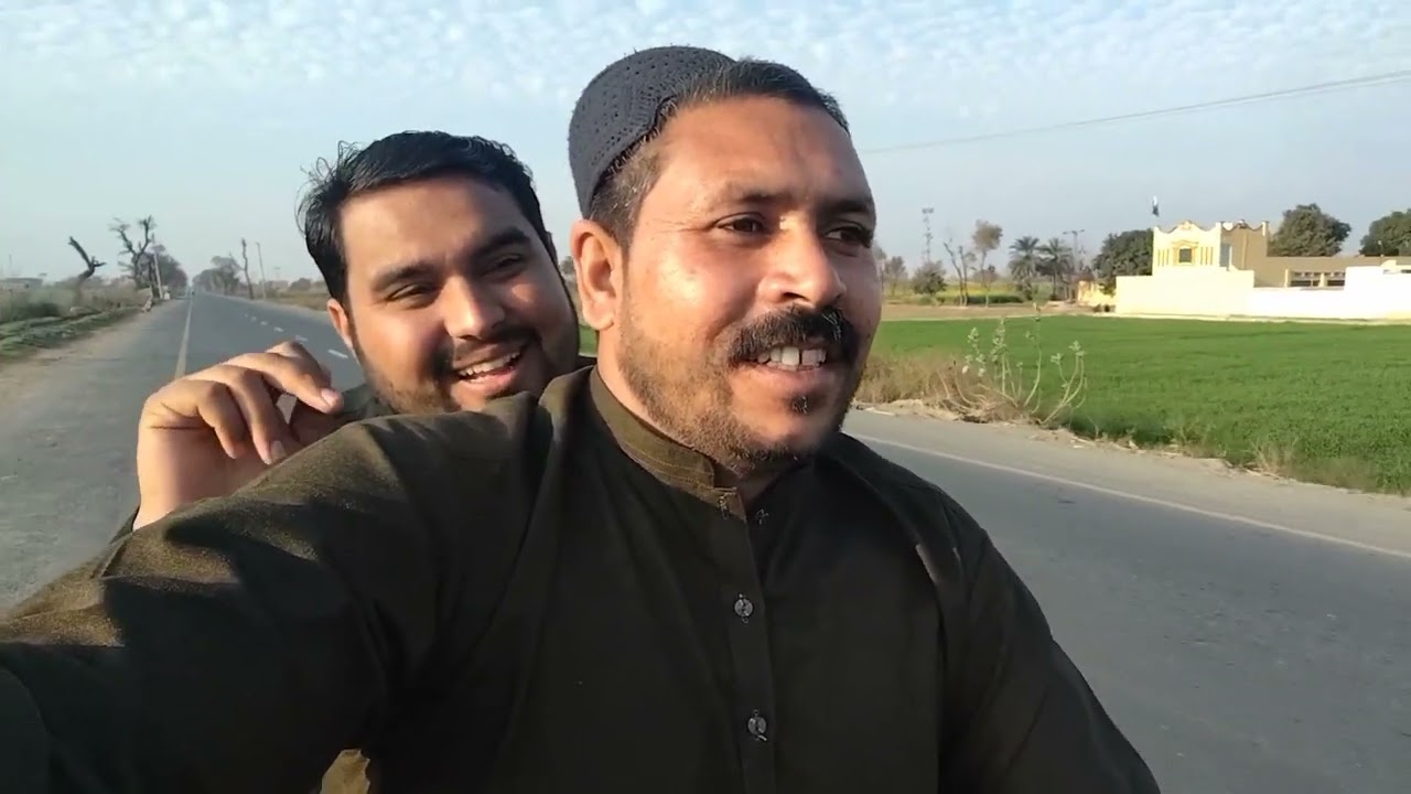 Ajj main APNA doston ke sath jay Raha huy funny video bna ka la 
