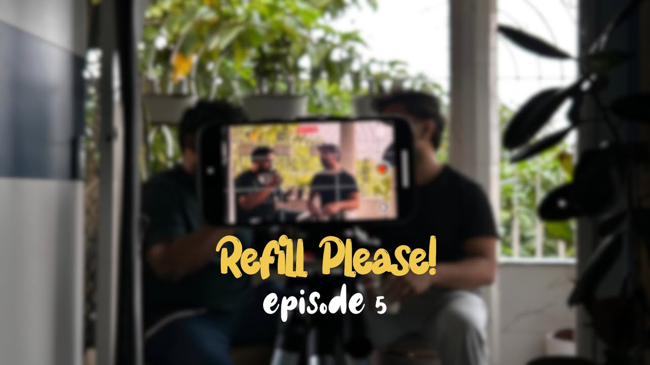 Two friends discussing Murakami, Jugnuma, Marriage Story and questions about ambitions at 30s