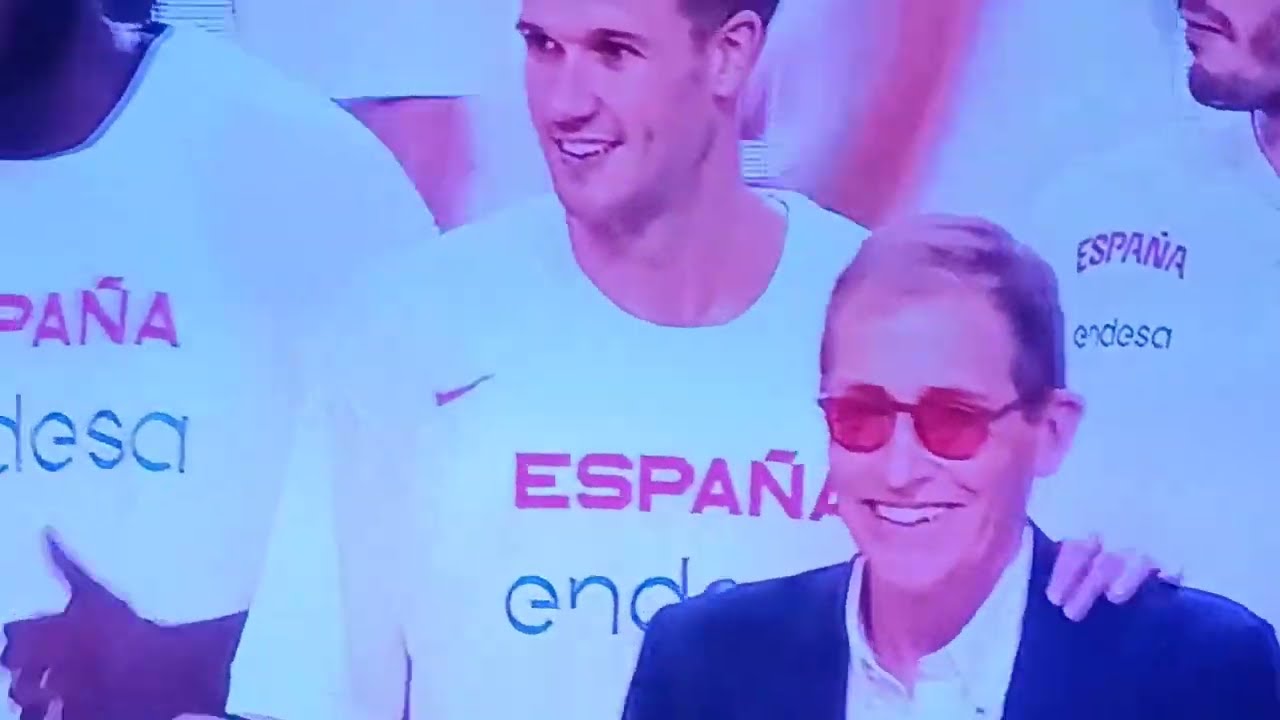 Los Heroes del Baloncesto de España. finalistas L.A 1984 plata ante EEUU de Michael Jordan