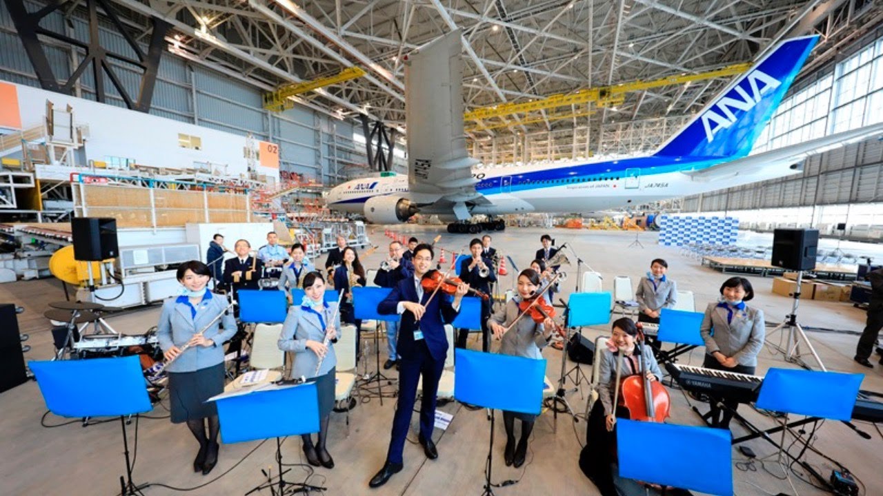【クリスマスイブ×ANA Team HND Orchestra特別企画】オンラインライブ in 佐賀空港