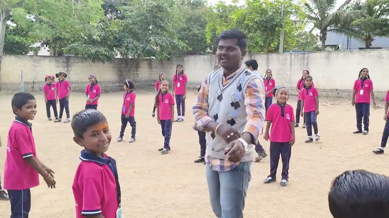 ಆಚೆ ಮನೆ ಶೀಲಾ, ಈಚೆ ಮನೆ ನೀಲಾ ..........Ghps ಲಿಂಗಾಪೂರ ಕುಕನೂರ ತಾಲೂಕ 