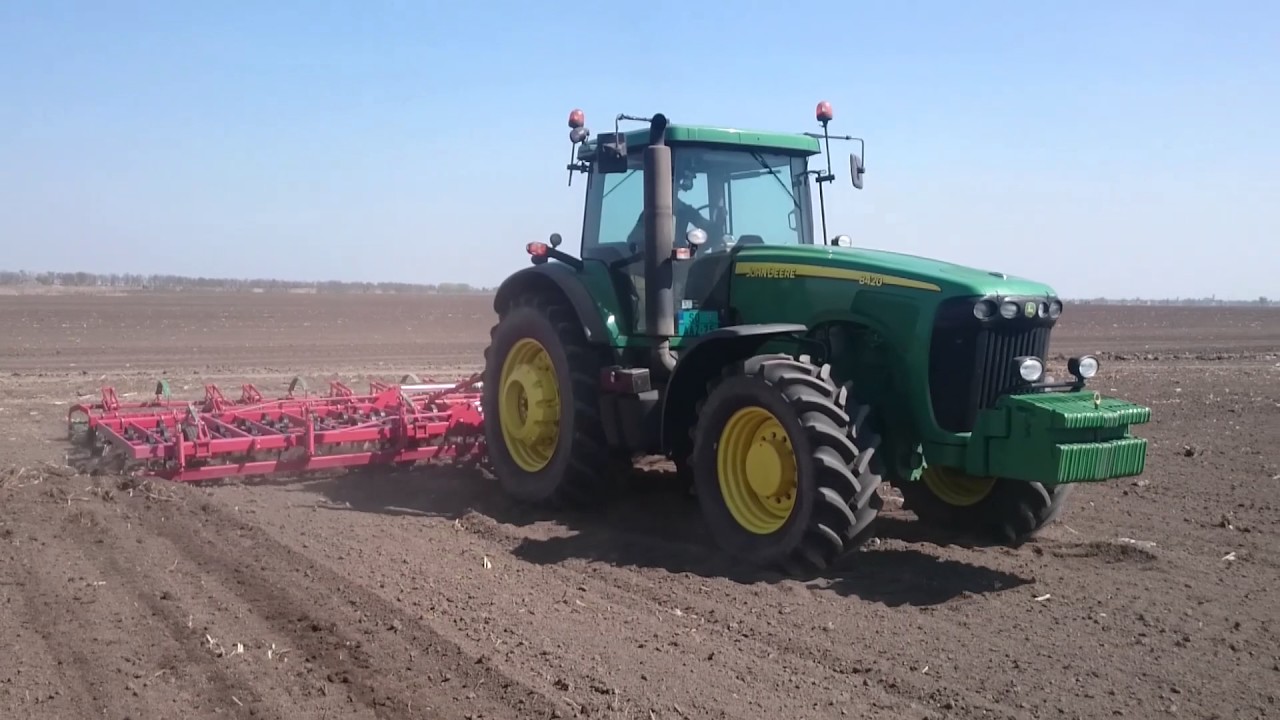 John Deere 8420 & Kverneland TLD 9.1 Vibro Cultivator