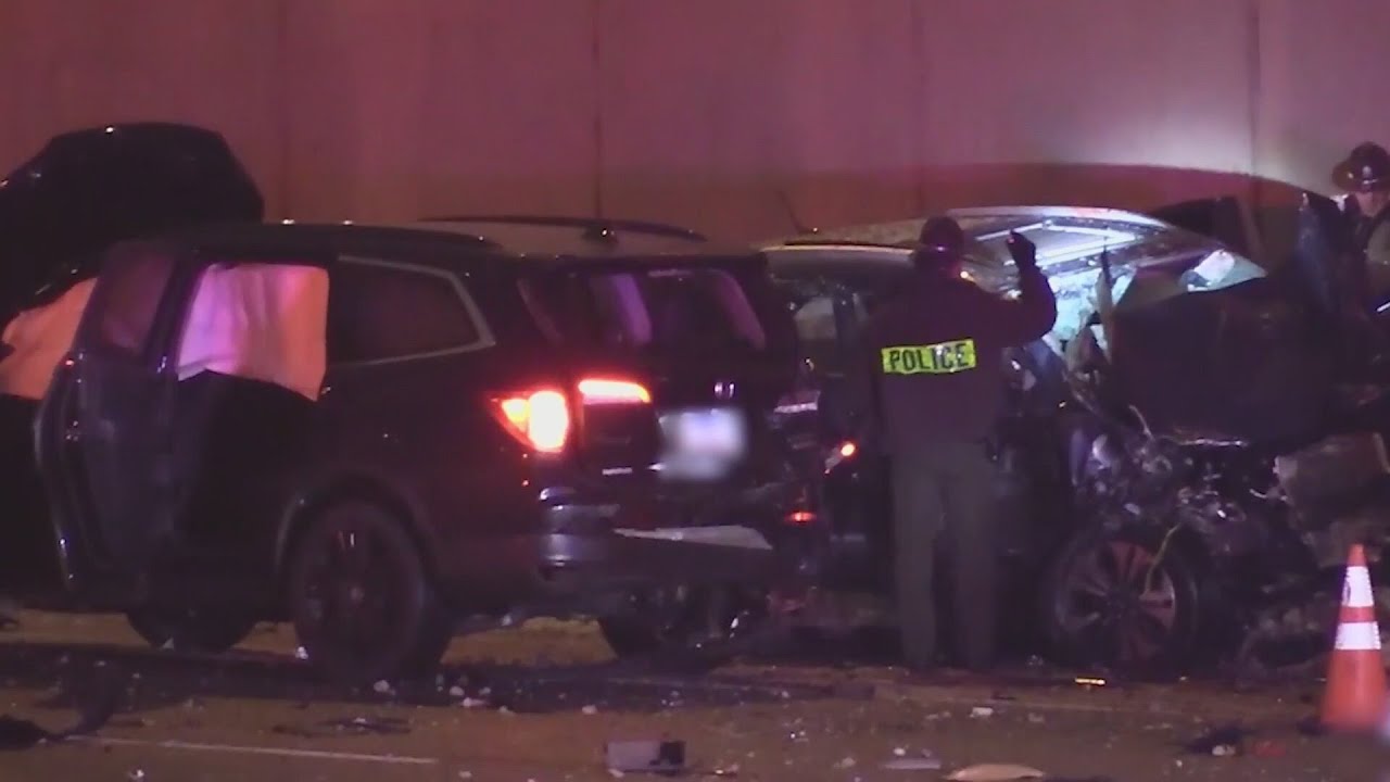 I-57 NB shut down on Far South Side after multi-vehicle crash that kills at least 2, injures several