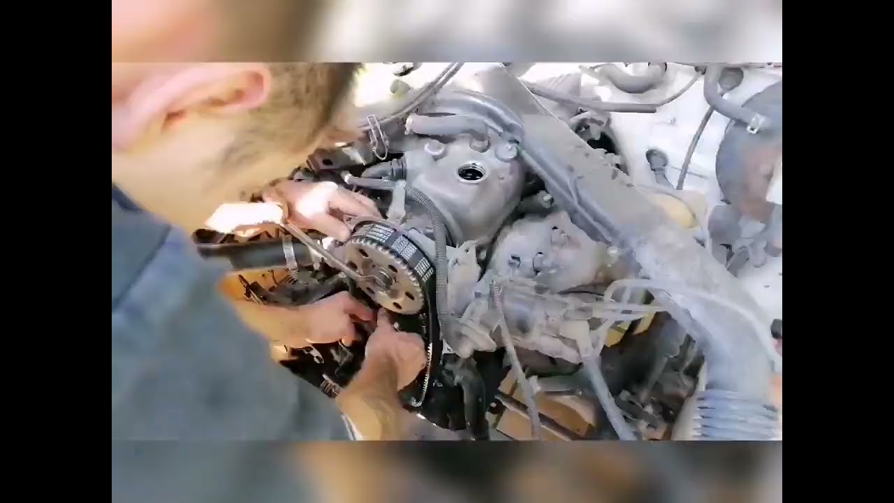 Mazda B2000. 87' Cambio de banda de tiempo y polea tensora. Motor 2.0