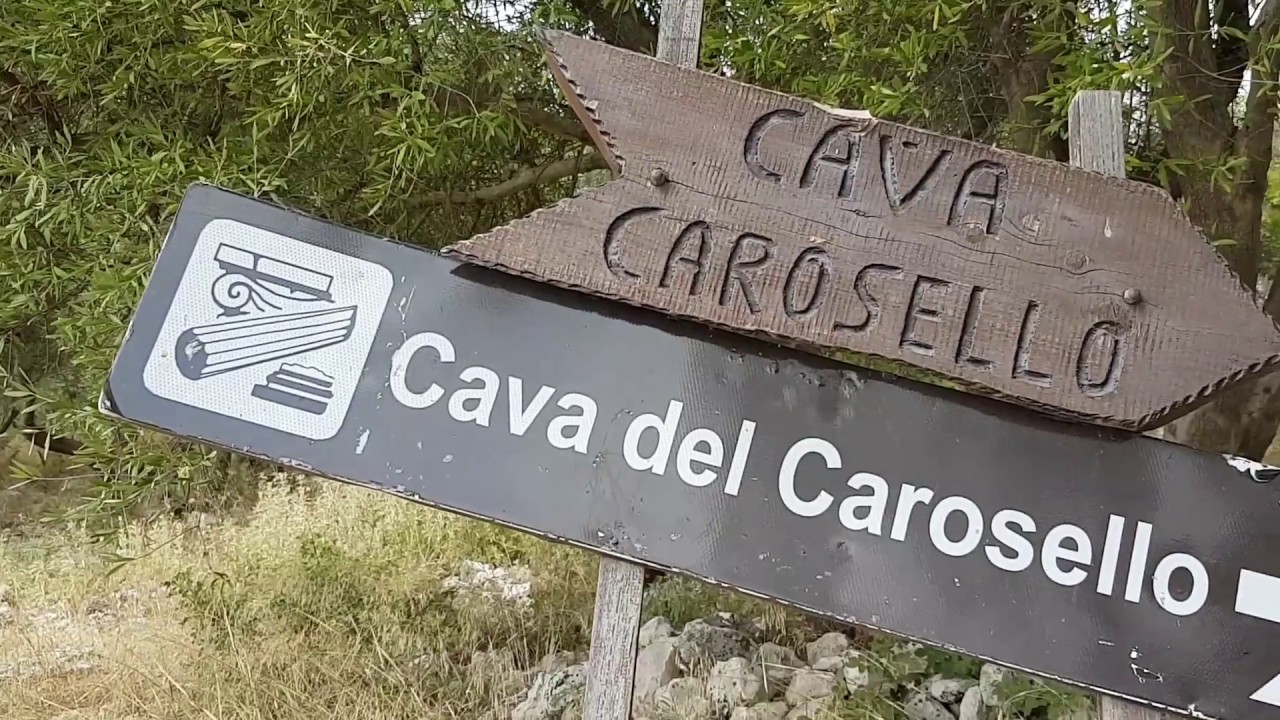 CHIARE, FRESCHE ET DOLCI ACQUE! &not; Cava Carosello, Noto (SR)