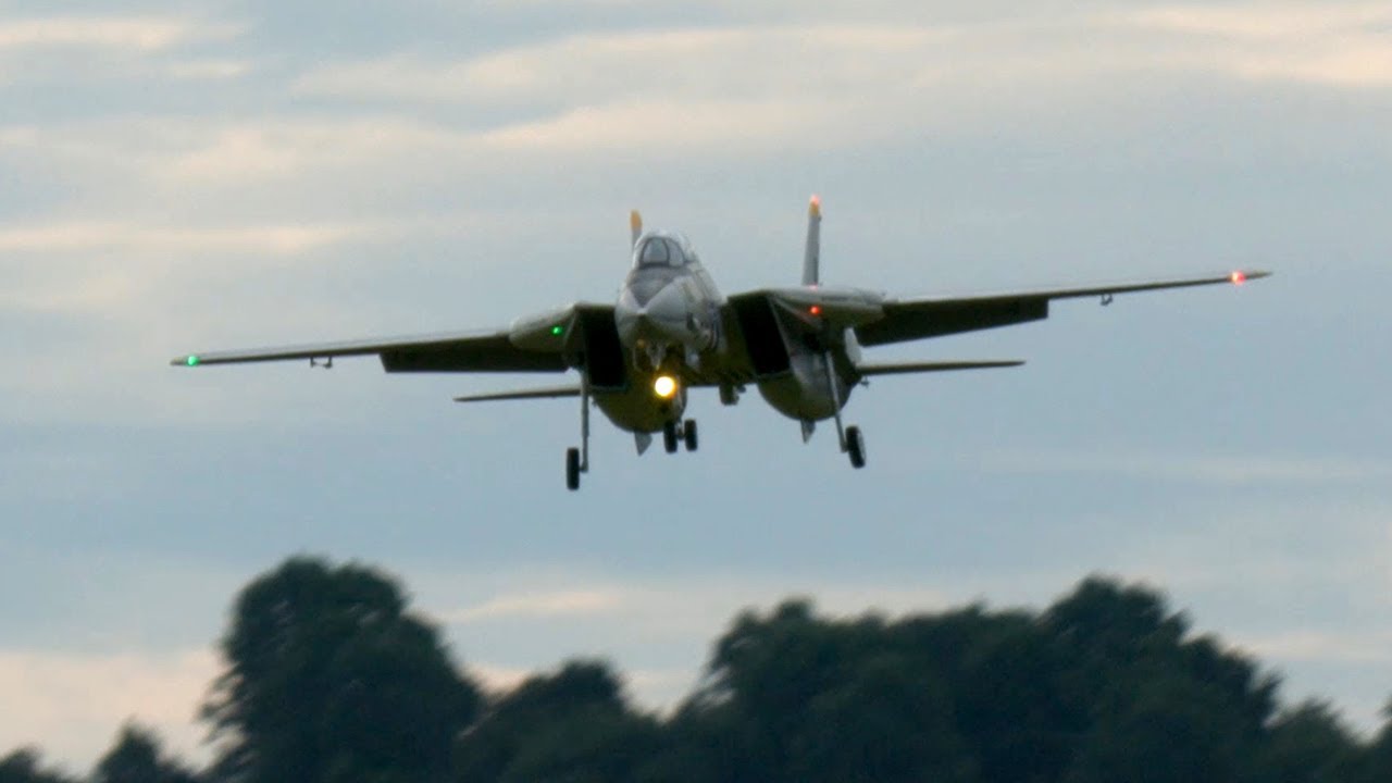 Freewing F-14 Twin 80mm EDF Jet | Flying in 4K