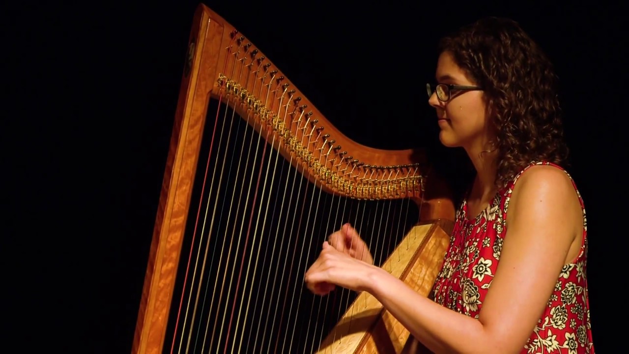 Cercle Circassien - Stephanie Claussen, Celtic harp