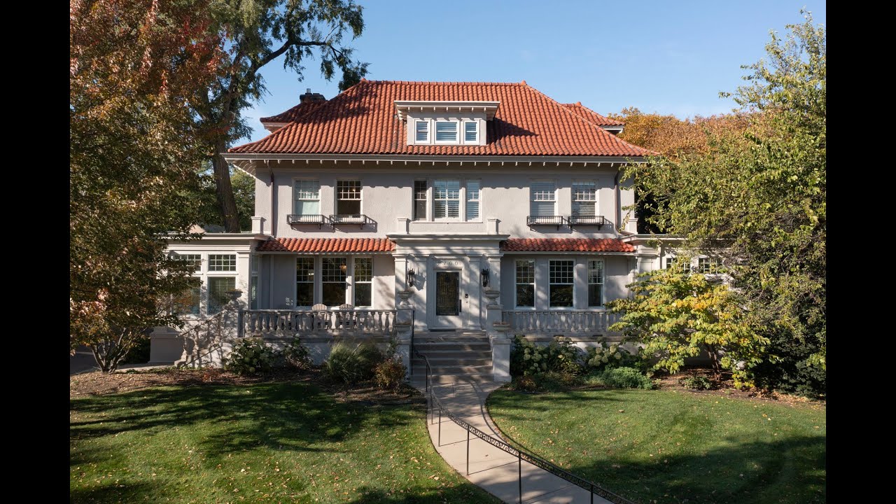 2700 West Lake of the Isles Parkway, Minneapolis