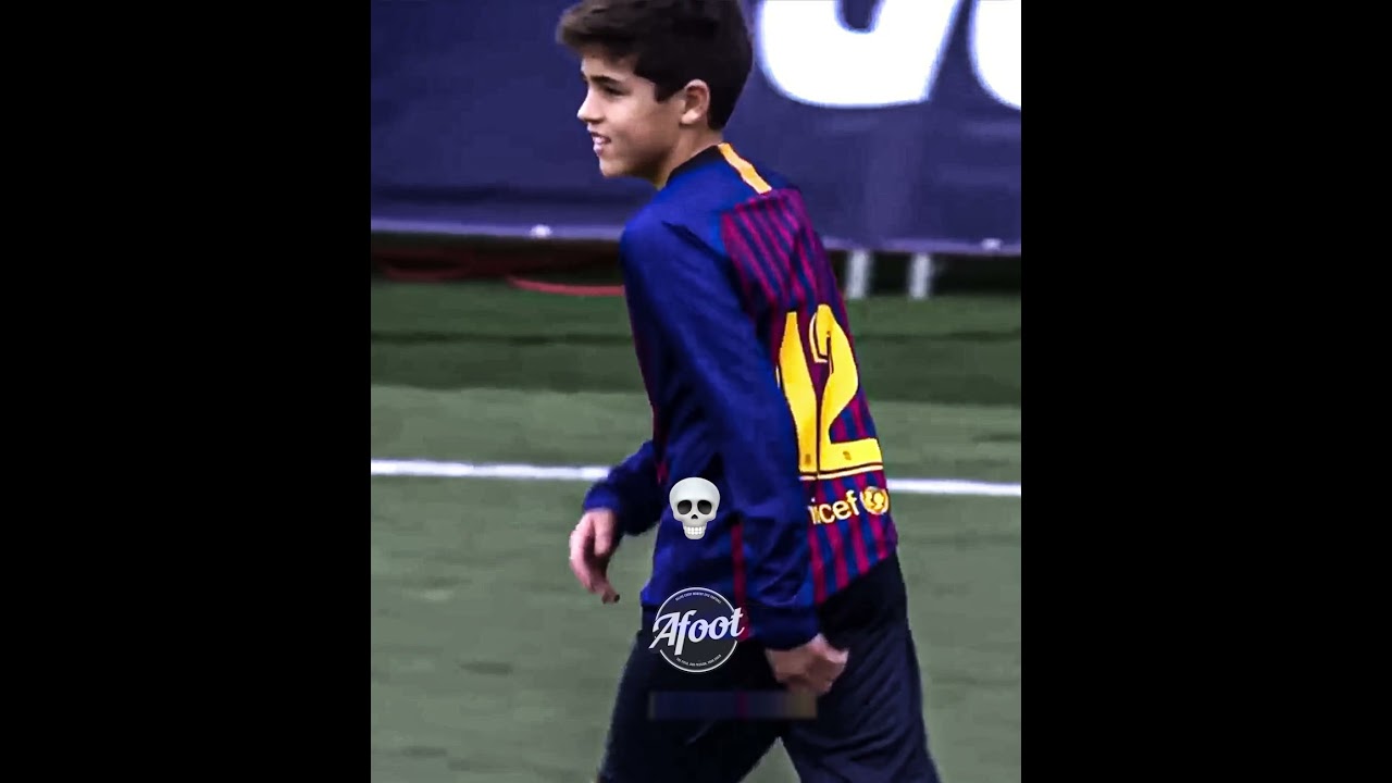 11 Year Old Pau Cubars&iacute;  was INSANE! 🤯 #cubarsi #barcelona #laliga #spain #injury