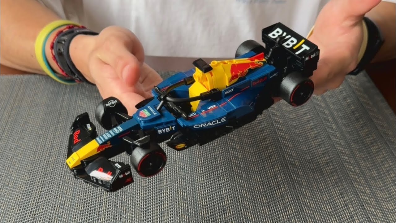Oracle Red Bull Racing RB20 F1® #77243, timelapse de armado