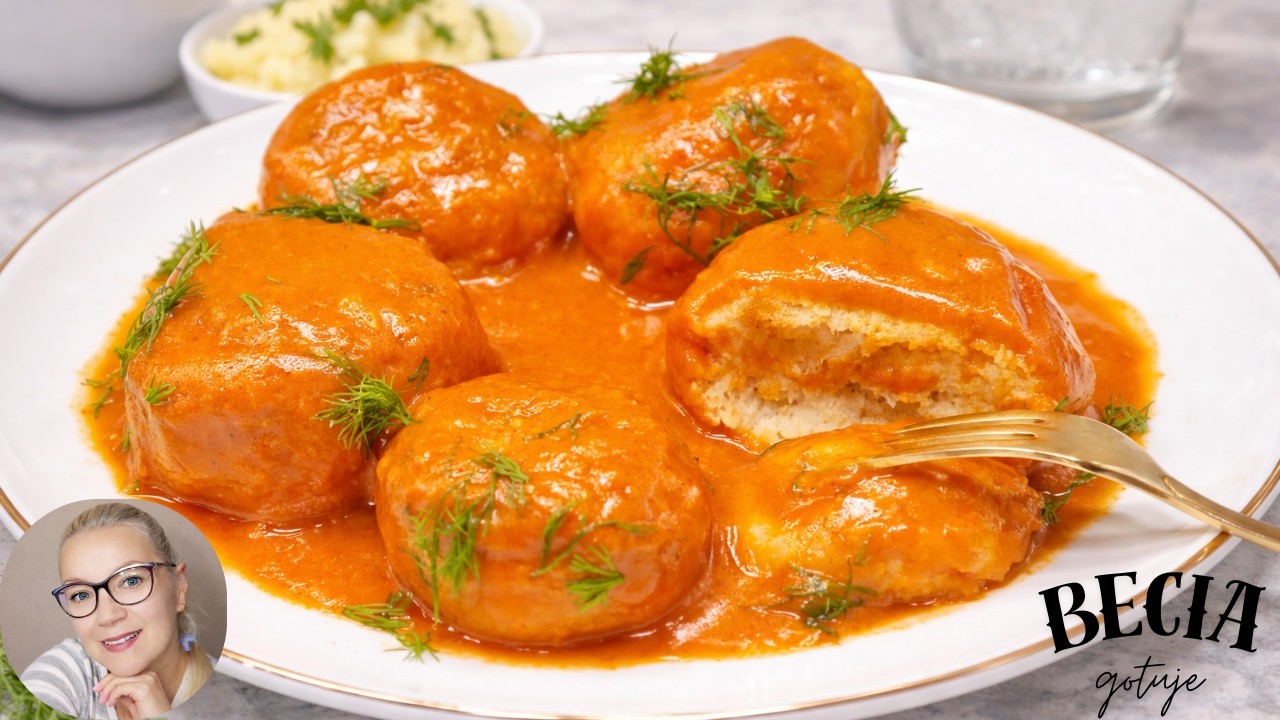 Pyszne pulpeciki z mięsa z rosołu w sosie pomidorowo śmietanowym. Szybko i łatwo. Becia gotuje.