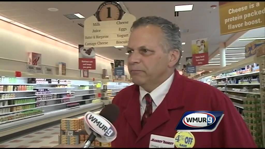 Market Basket managers ordered to take protest signs down