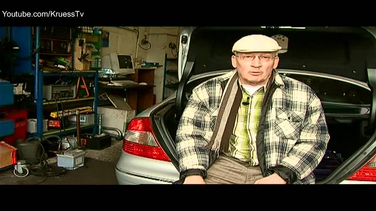 D&auml; Ommin&ouml;se Mister X Geschichten von Manni Mottek,