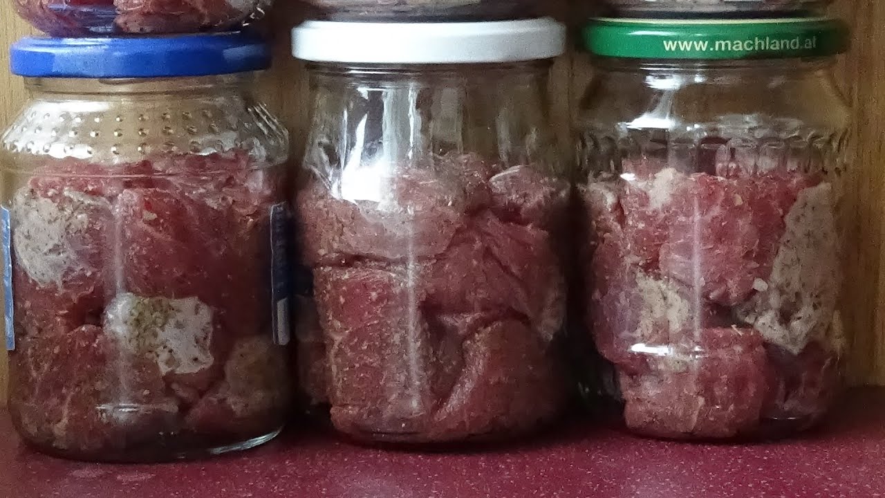 Rindfleisch im eigenen Saft einkochen.