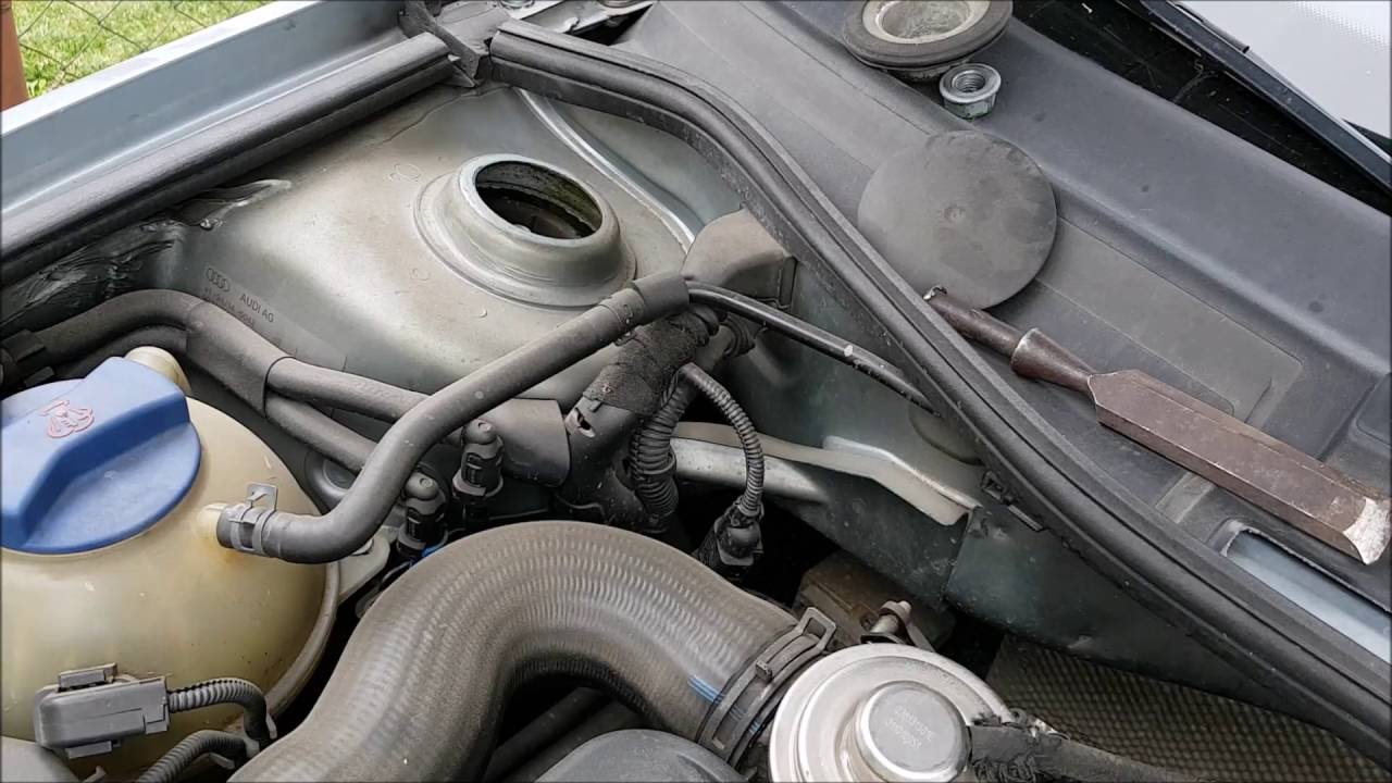 Audi A3 2000r - wymiana kostek stabilizatora przód i poduszek amortyzatorów