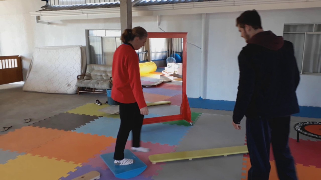 Simulação na nova sala de Estimulação Sensorial na APAE Fraiburgo