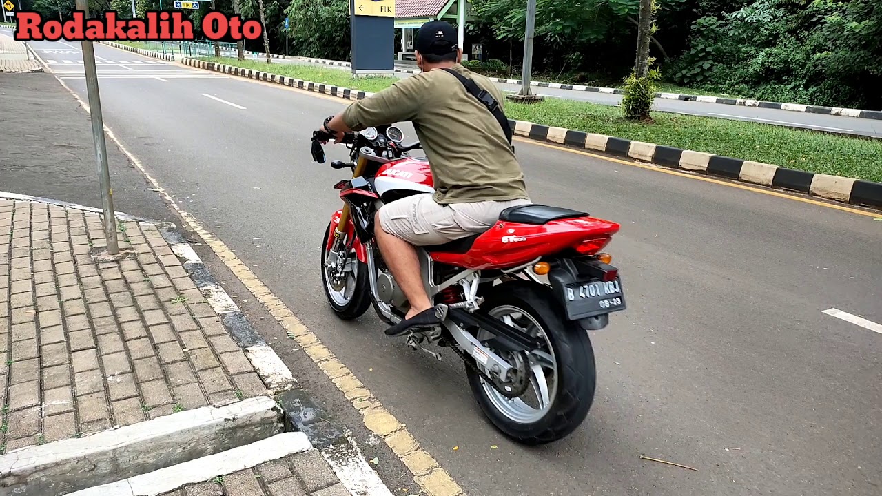 Test Drive Hyosung GT250 VTwin