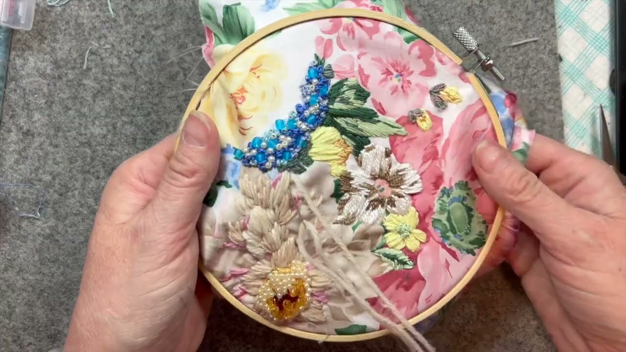 Thread painting #roxyjournalofstitchery