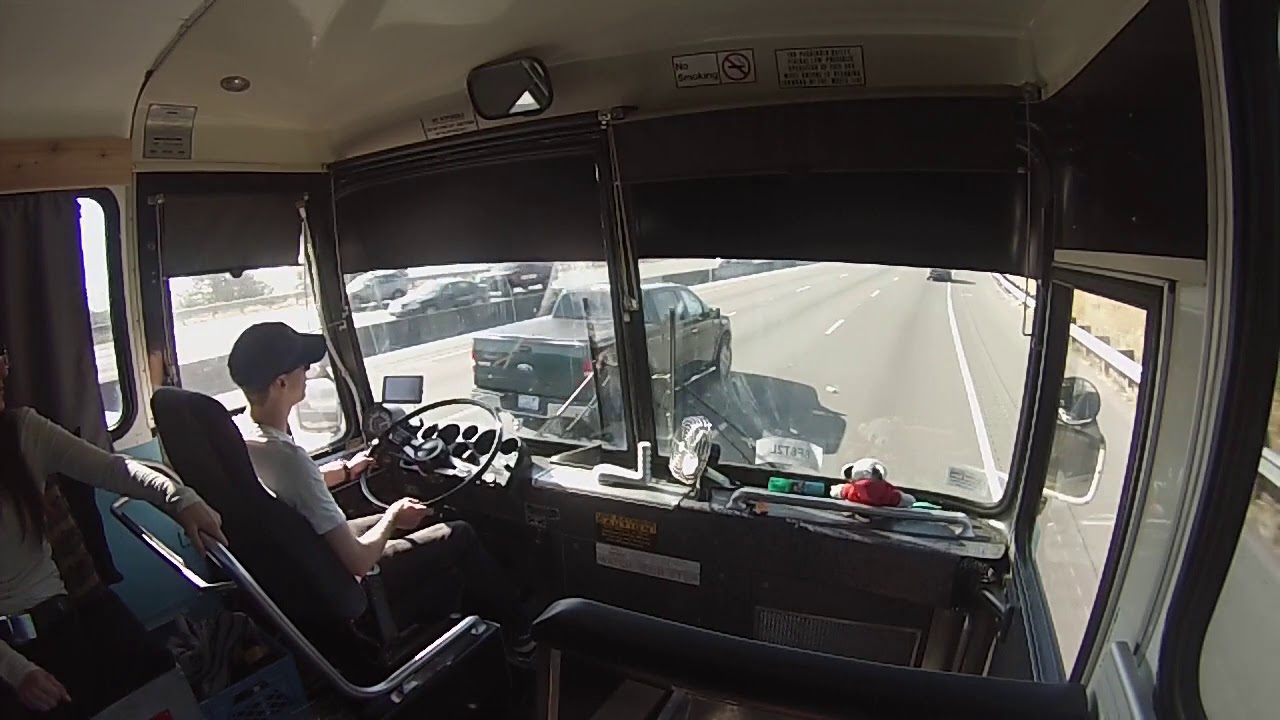 Heading to The Boeing Factory - 1981 MCI MC9 - DD8v71