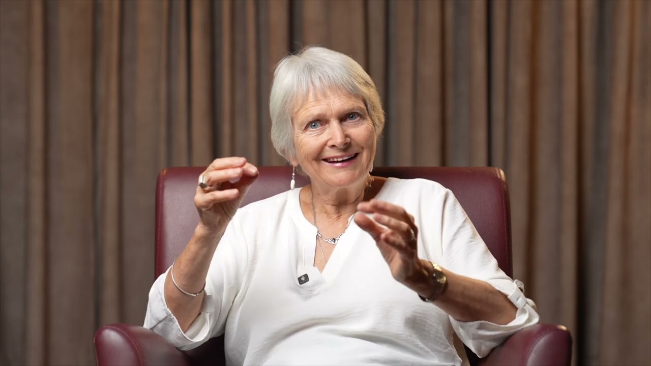 5. HC - Liz Kingsnorth on Meeting Anger with Empathy:  Listening under pressure