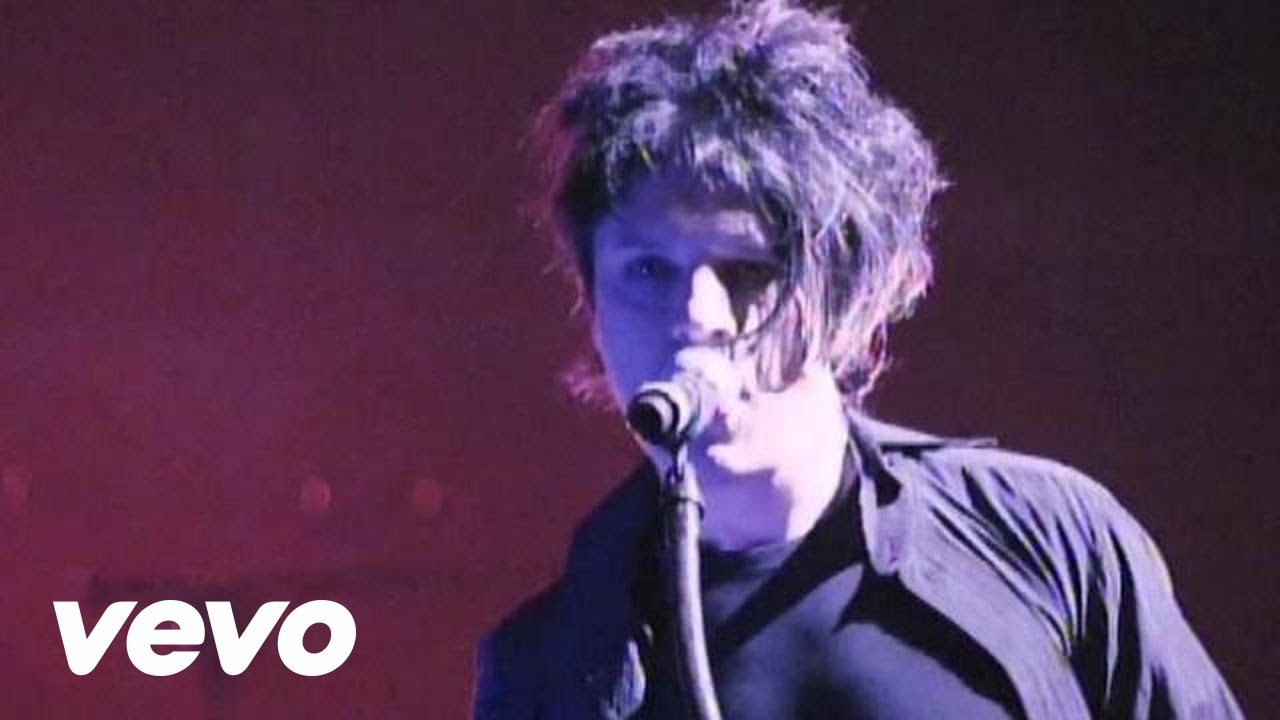 Indochine - Marilyn (Alice & June Tour à l'Opéra de Hanoï 2006)
