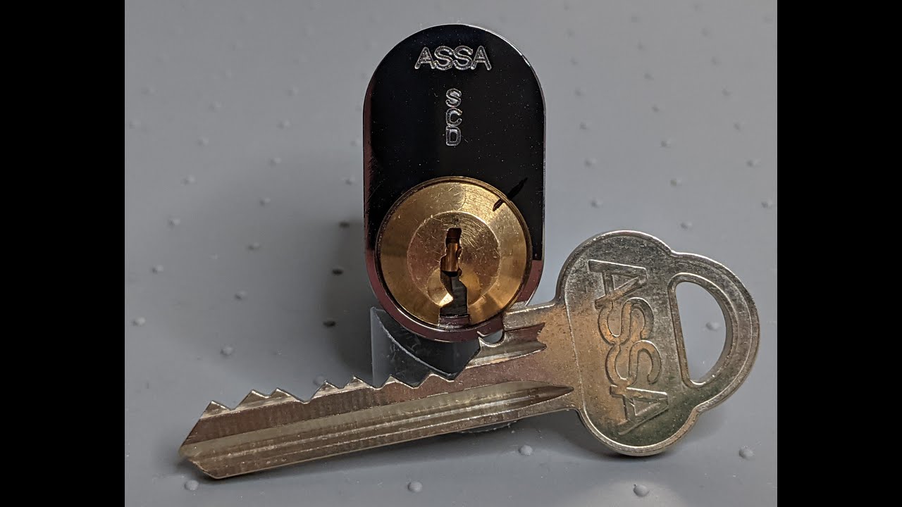 [26] Assa 700 (Gins) Picked and Gutted