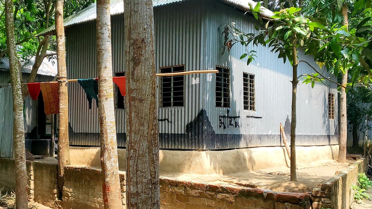 ফরিদপুর জেলার মোহাম্মদপুর বাজারের পাশে ৮ শতাংশ জমি বাড়ি সহ বিক্রি করা হবে...
