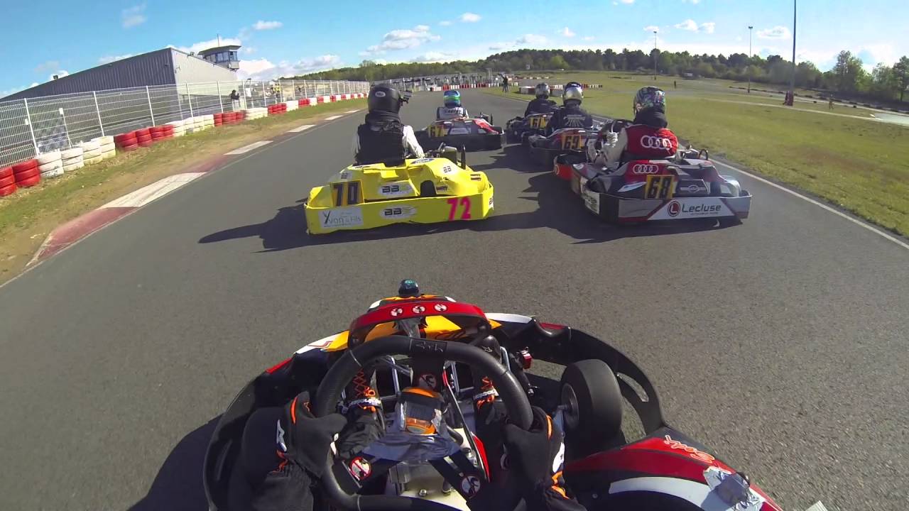 Départ des 1000 Tours du mans - Circuit RKM le 30 avril 2016