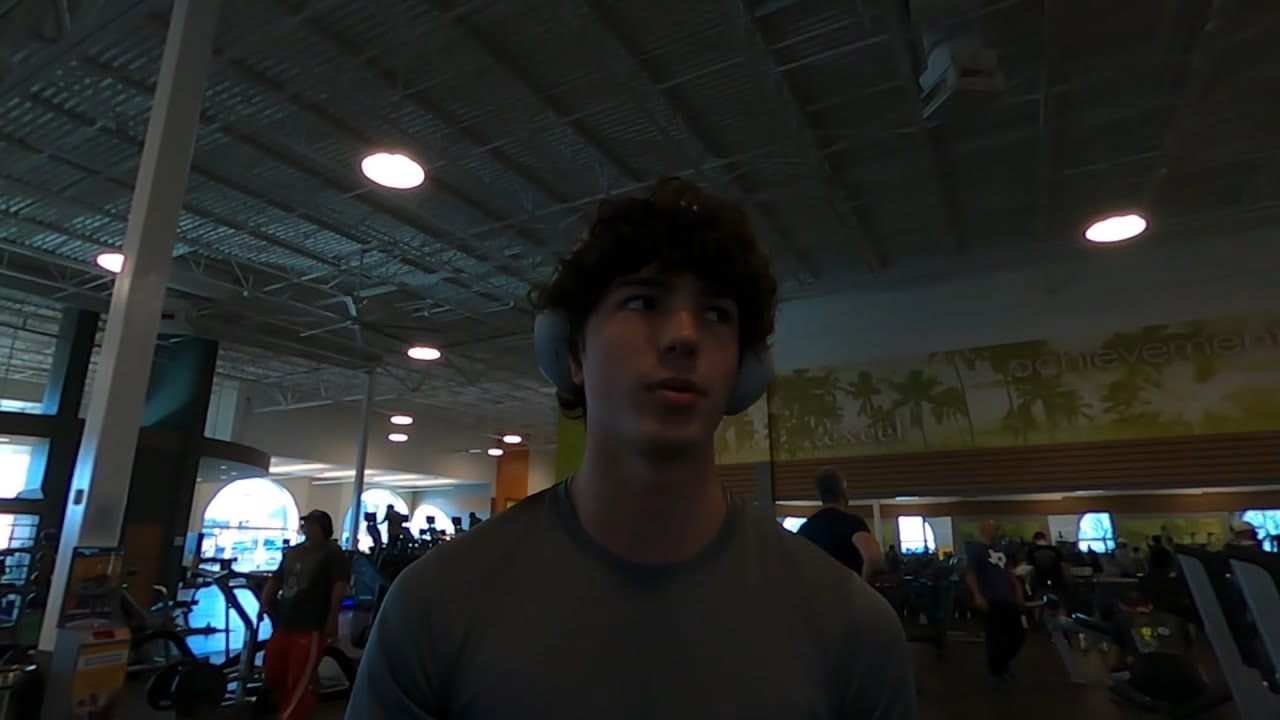 Going to the WORST gym in SATX pt:2