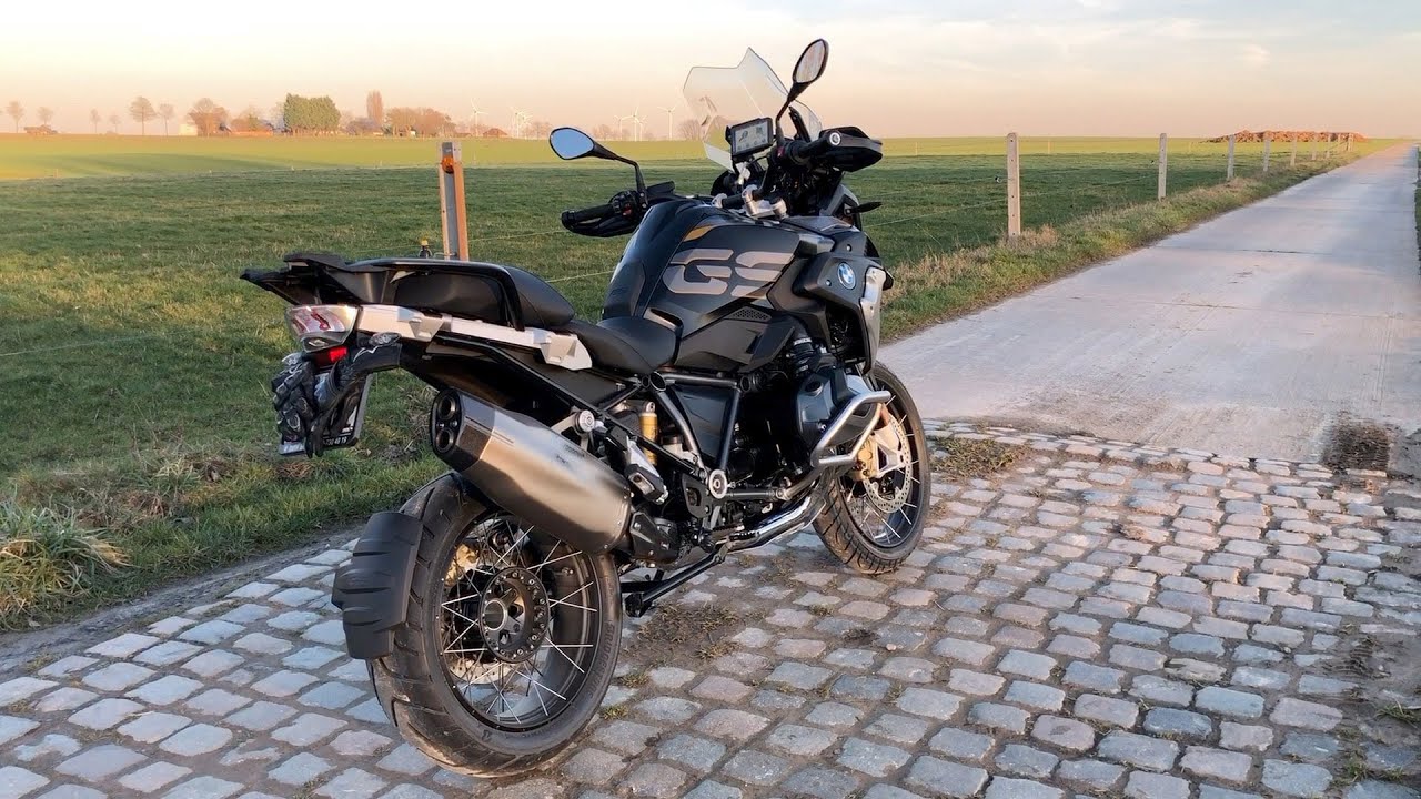 BMW R 1250 GS (2019) / Akrapovič