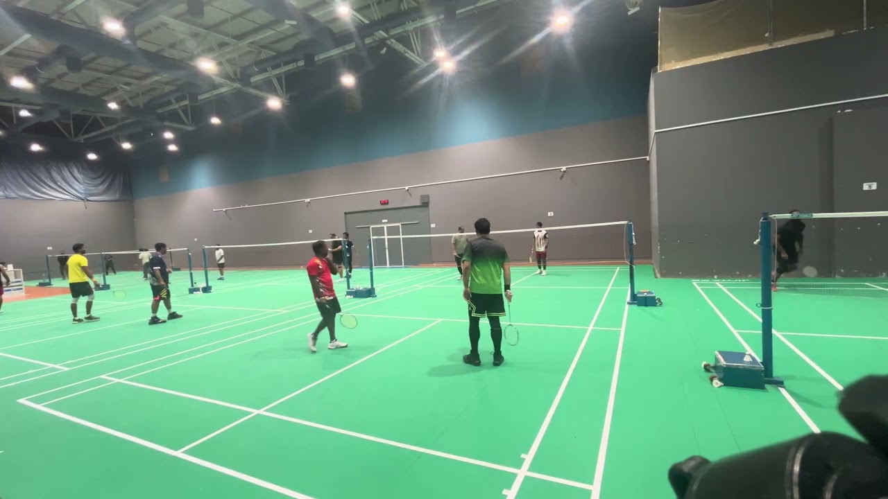 Smartly played game with allot of pressure to make the game faster #badminton #sports 