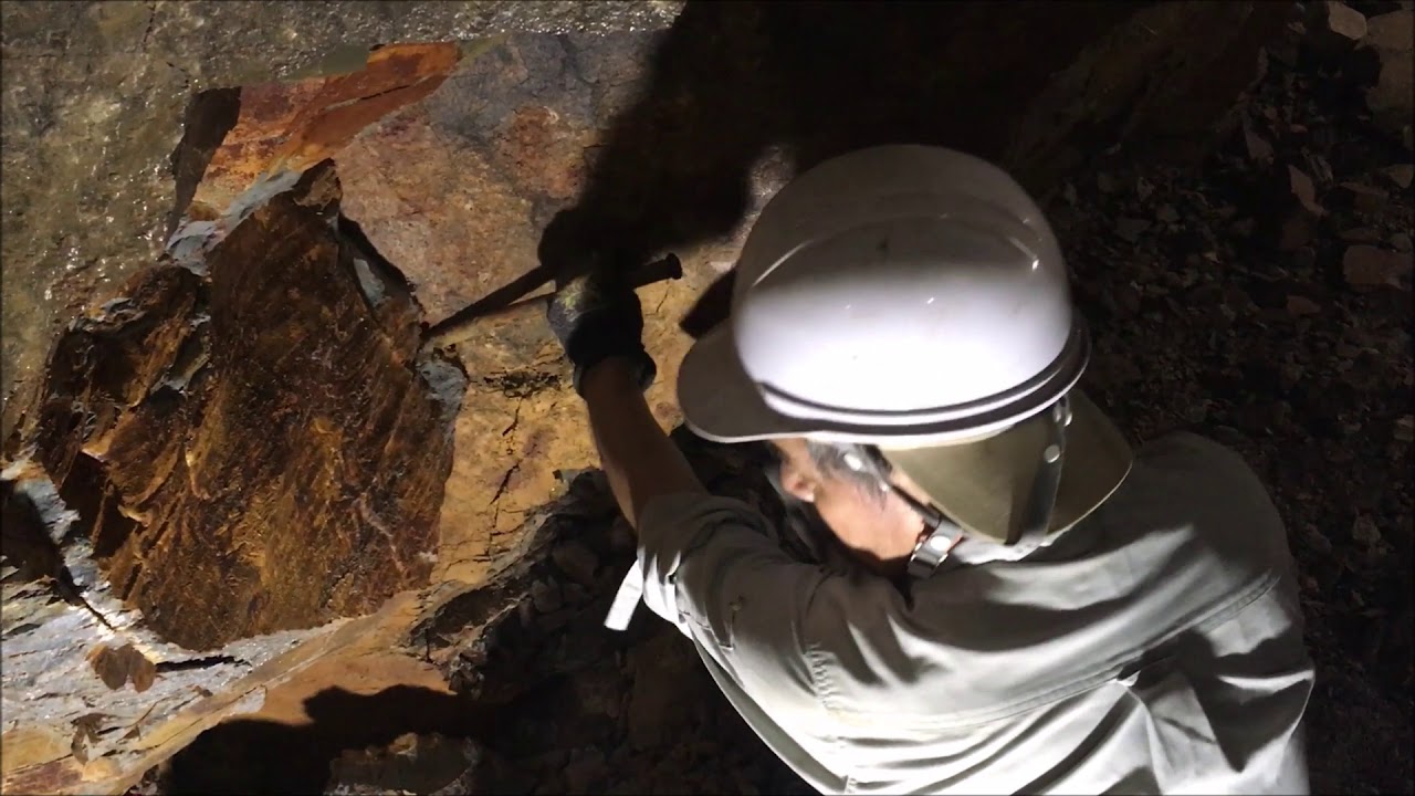 砥石山へ行く