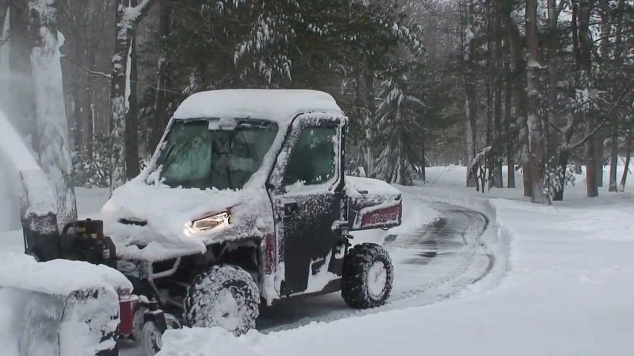 Polars Ranger XP _  27 HP Berco Snow Blower
