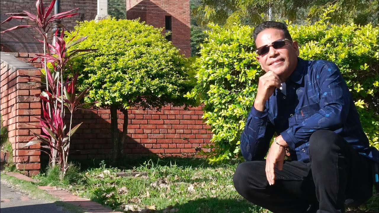 Humberto Arias y su Grupo Caney - Mosaico Tropical 
