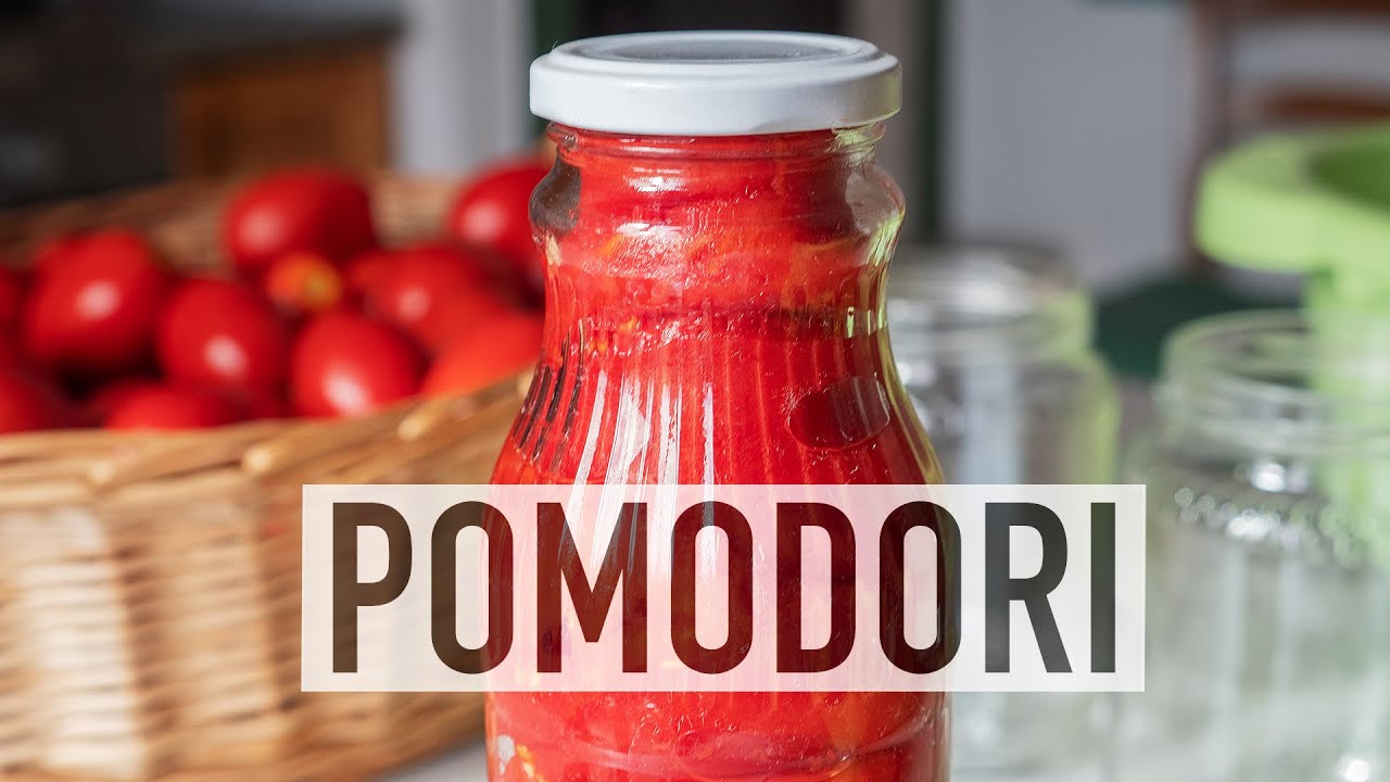 POMODORI PELATI FATTI IN CASA. RICETTA DI FAMIGLIA