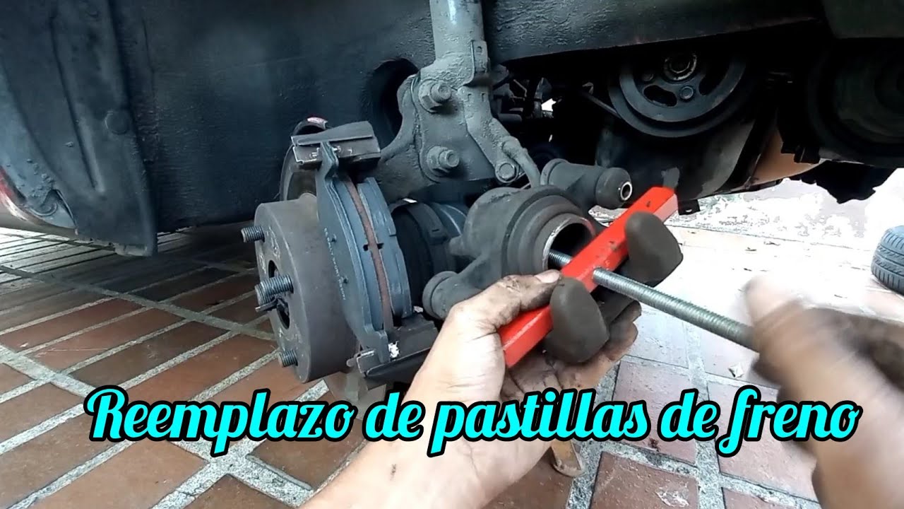 Como cambiar pastillas de freno de Toyota Starlet año 1993