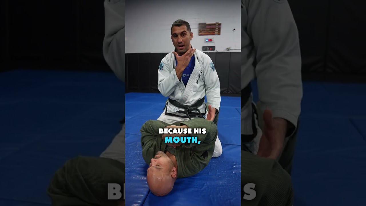 This trick will help you submit from the mount! #jiujitsu #jiujitsutips #martialarts