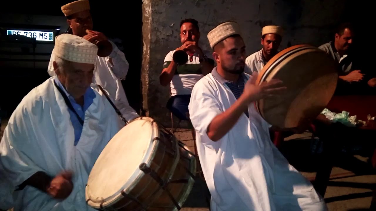 Zoubir Ouharoug , Herroug ( Idhebalen Ath Abbas ) .