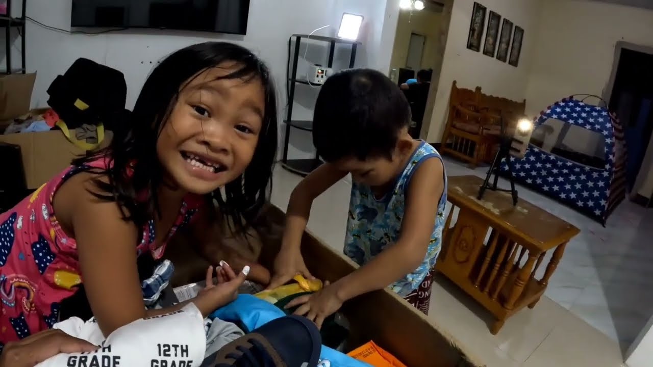 UNBOXING BALIKBAYAN BOX NUMBER 3