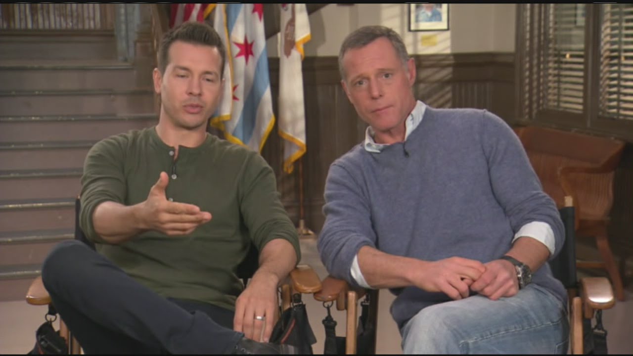 Mass Appeal Stars Jason Beghe and Jon Seda talk 