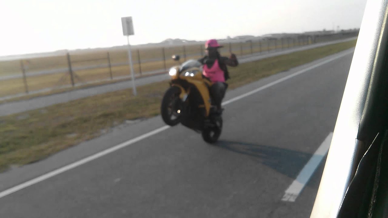 Bikerboi one handed wheelie