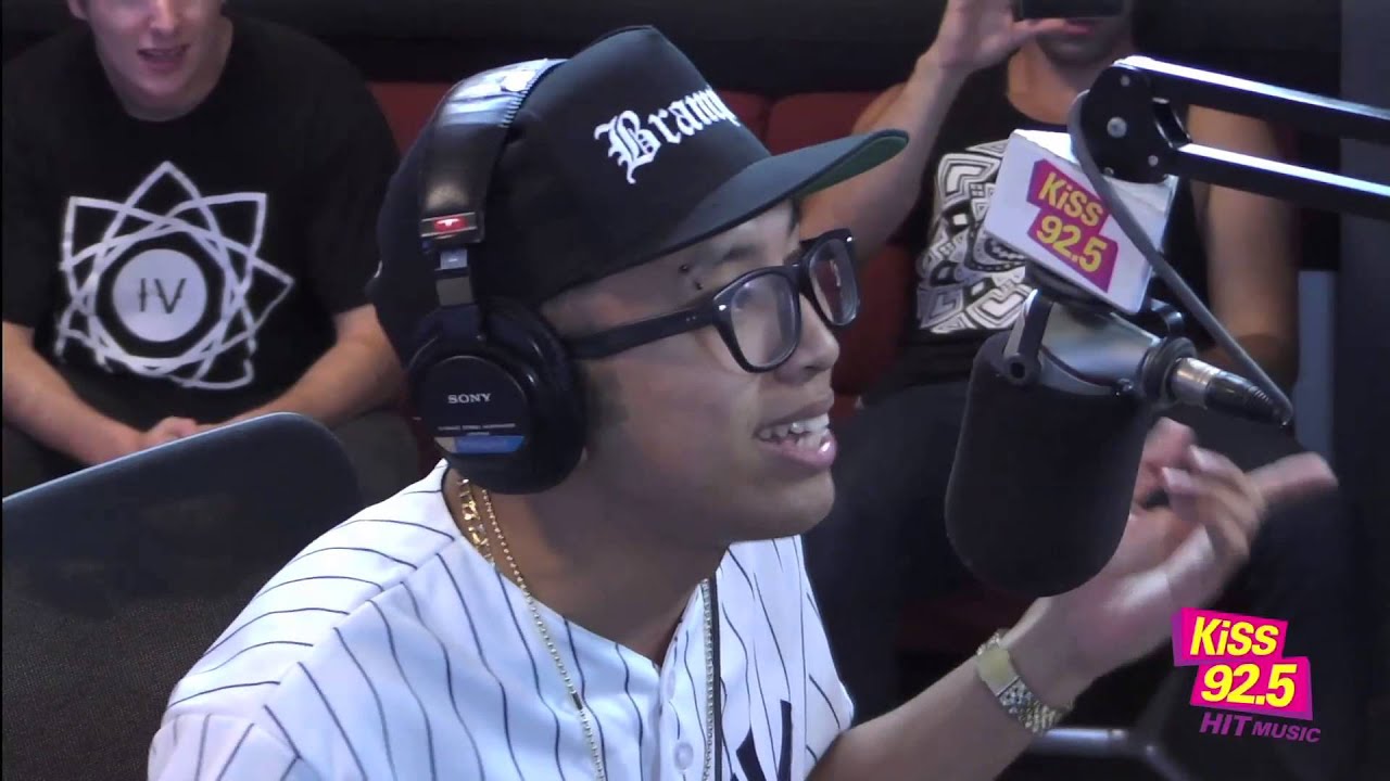 D-Pryde Drops Back-to-Back Freestyles In Studio | Performance | KiSS 92.5