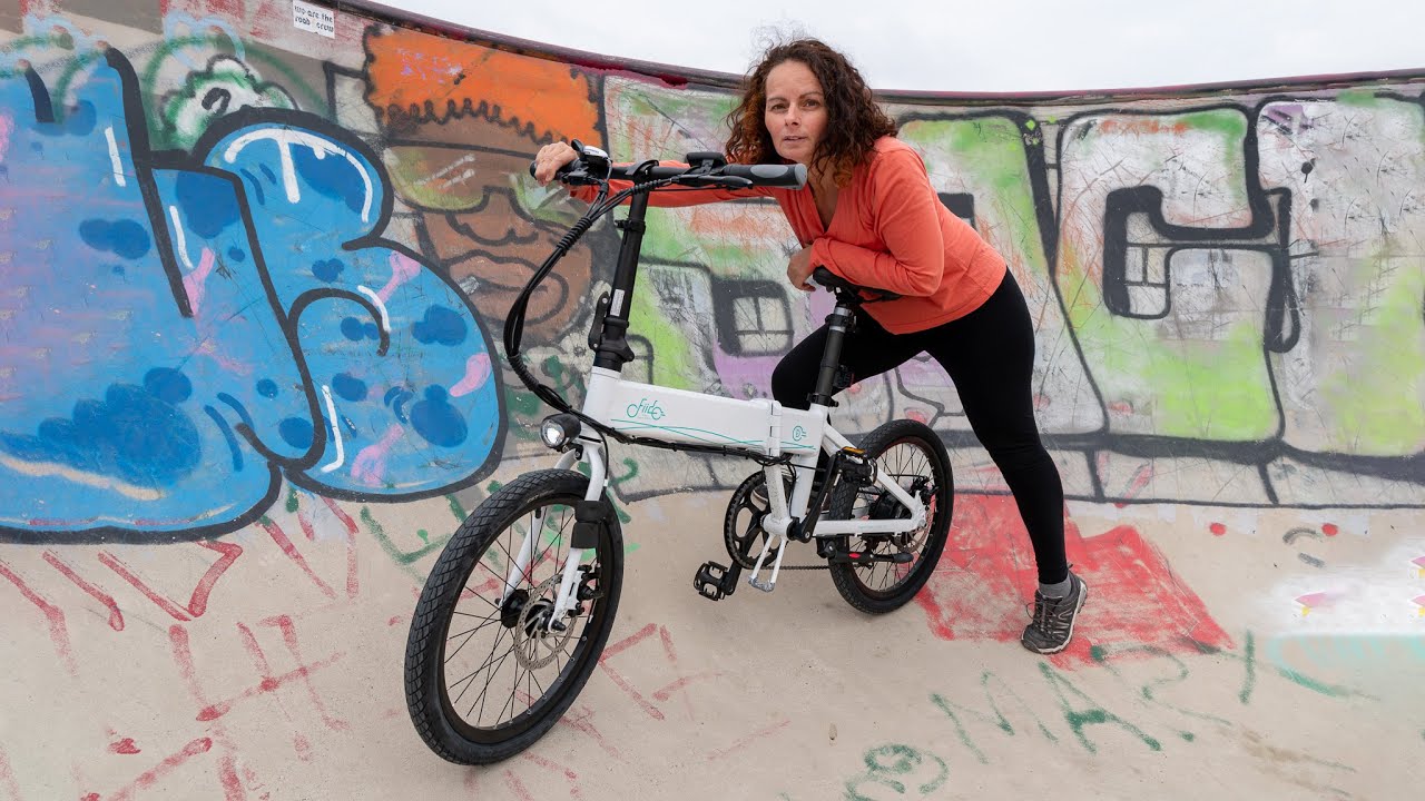 Fiido D4S E-Klapprad 🚲 (Brompton E-Bike Alternative) im Test (+Burley Travoy Anhänger am E-Bike)