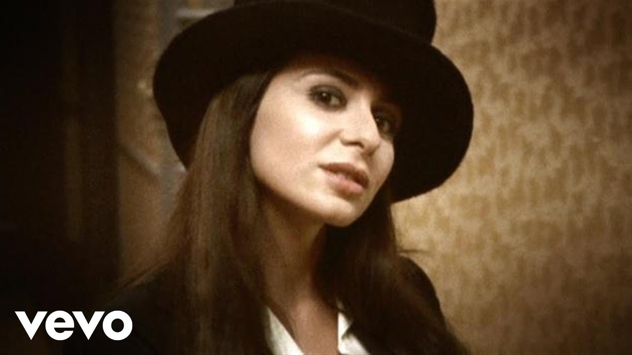 Julie Zenatti - Douce (Clip officiel)