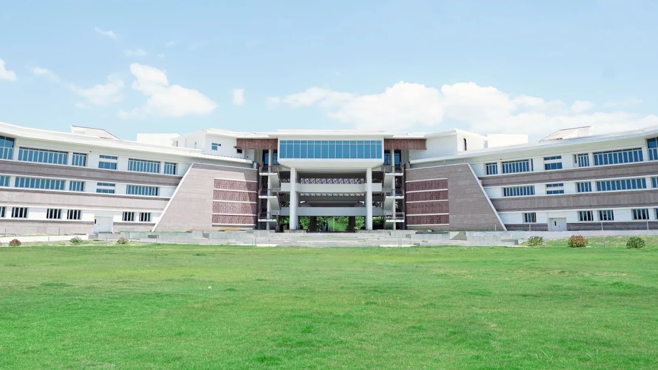 Case Study on Net Zero Design - IIM Trichy!!